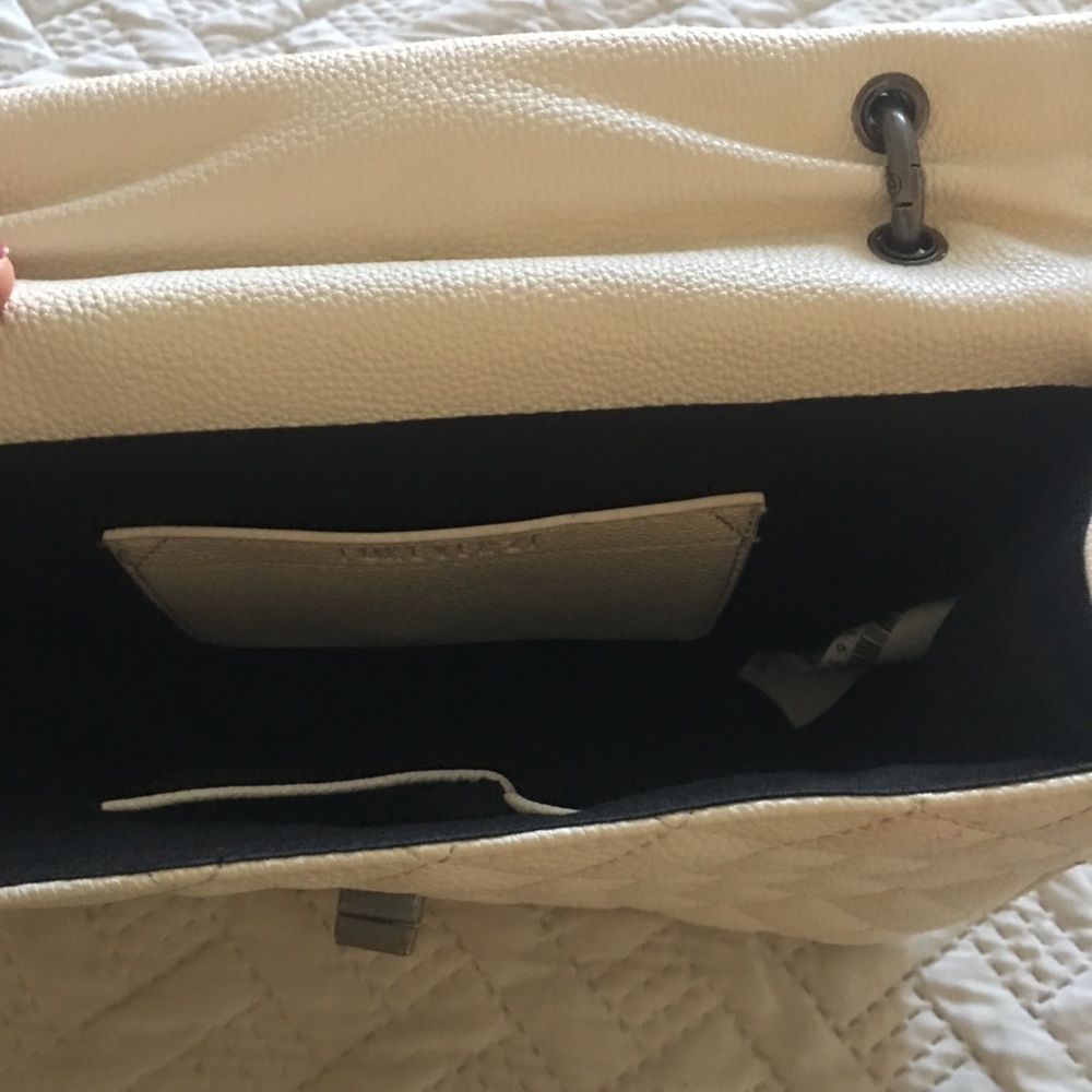 White Purse - Picture 4 of 5